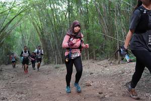 BIB: 331
                            <button type="button" onclick="openModal(4118241)" class="btn btn-primary btn-sm float-right btn-popup" data-toggle="modal" data-target=".modal-high-quality">
                        <i class="fas fa-shopping-cart"></i> Add to Cart
                    </button>
                                            <button type="button" onclick="isThisMe(4118241, true)" class="btn btn-success btn-sm float-right btn-popup btn-isme hidden" data-toggle="tooltip" data-placement="bottom" title="นี่คือรูปของคุณใช่ไหม คลิกที่นี่เพื่อเอาเข้าอัลบั้ม">
                        <i class="fas fa-plus"></i> Add to album
                    </button>
                    <button type="button" onclick="isThisMe(4118241, false)" class="btn btn-warning btn-sm float-right btn-popup btn-isnotme hidden">
                        <i class="fas fa-ban"></i> Remove from album
                    </button>